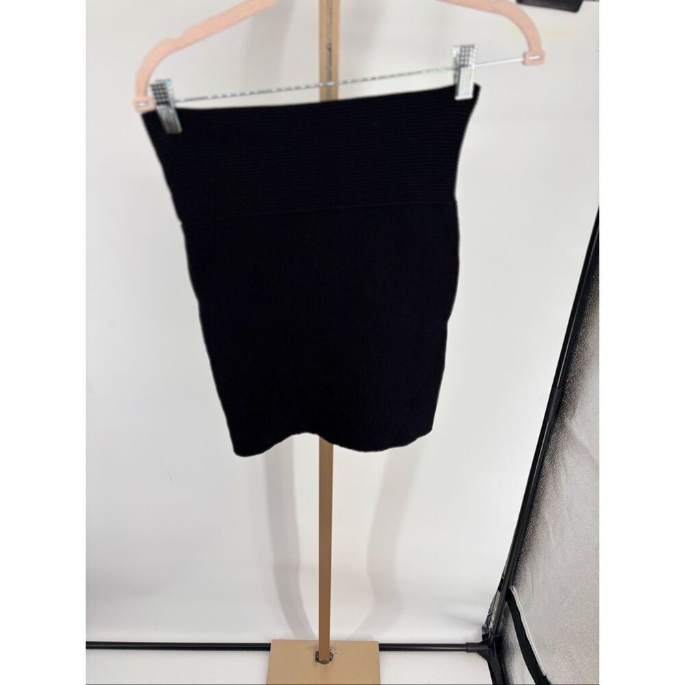 House of Harlow 1960 Black Ribbed Mini Skirt Size M